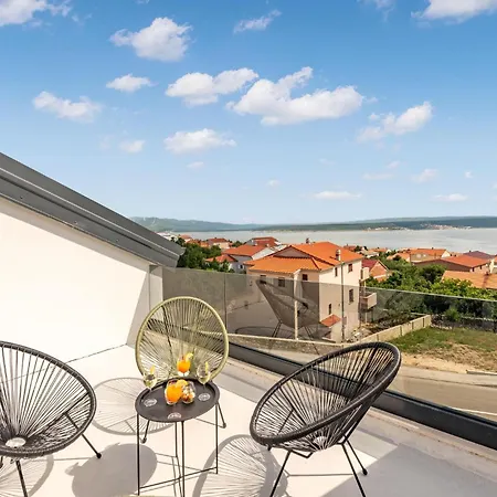 2 Bedroom Gorgeous In Jasenice * Jasenice (Zadar)